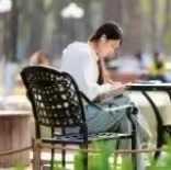 把中传的春天寄给你