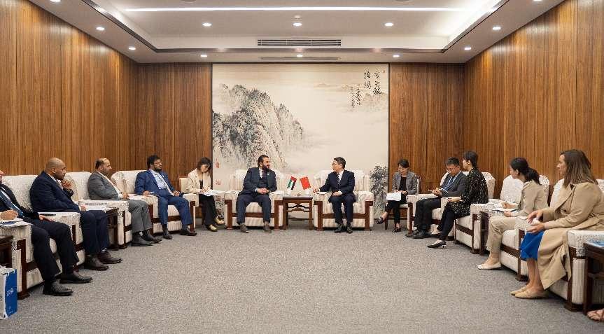 阿联酋通讯社社长穆罕默德·杰拉勒·拉伊斯一行来访我校