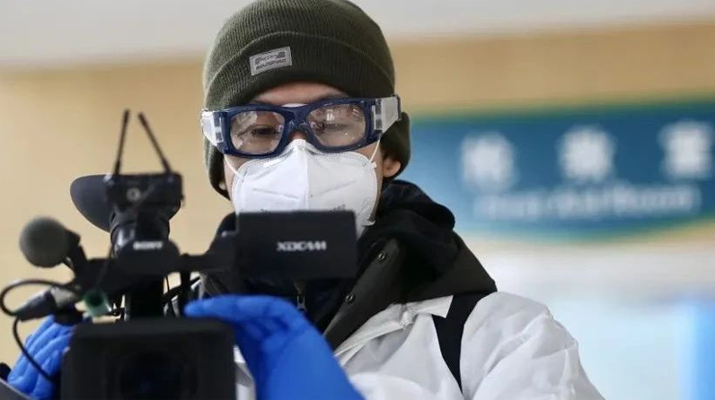 校友风采｜抗疫一线校友——中国日报孟哲：真实报道武汉