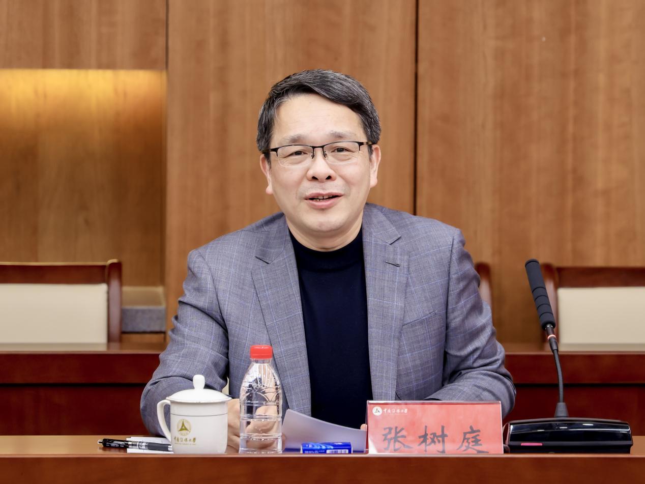 南方报业传媒集团（南方日报社）与我校签署就业育人基地合作协议